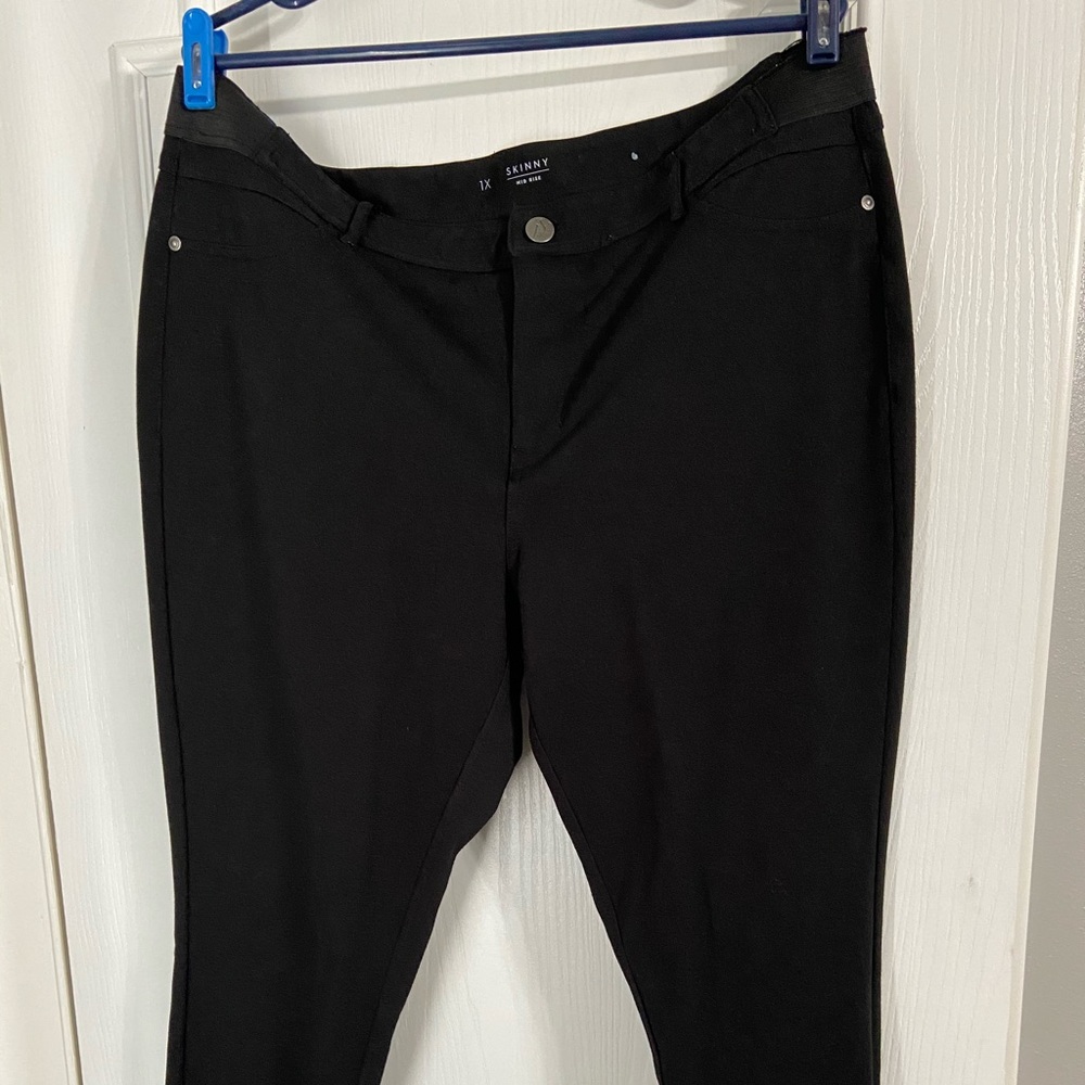 Black Skinny Dress Pants